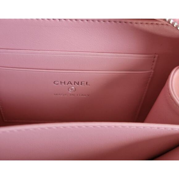 CHANEL Caviar Quilted Striped CC Filigree Clutch With Chain Pink White - Picture 8 of 11